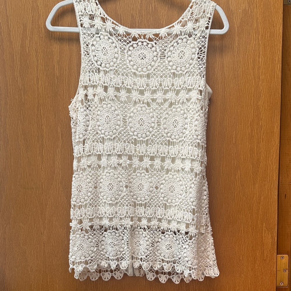 Crochet Lace Sleeveless Top - Ivory